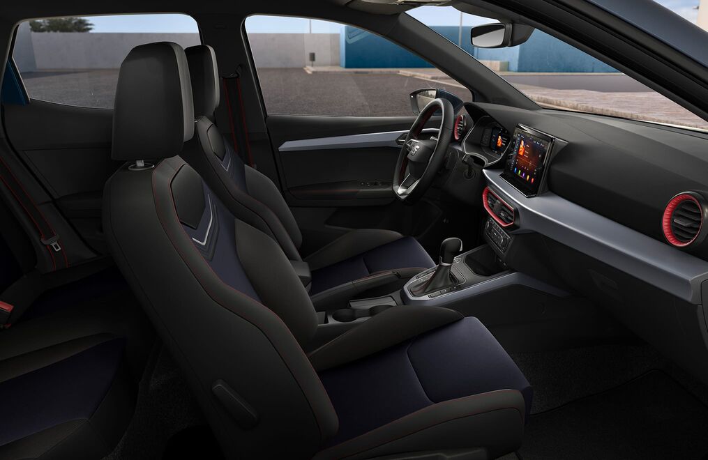 seat-arona-fr-trim-interior-view-of-le-mans-sport-seats