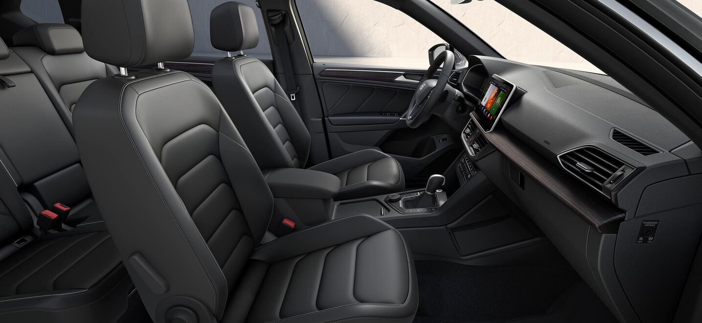 seat-tarraco-suv-7-seater-design-black-leather-vienna